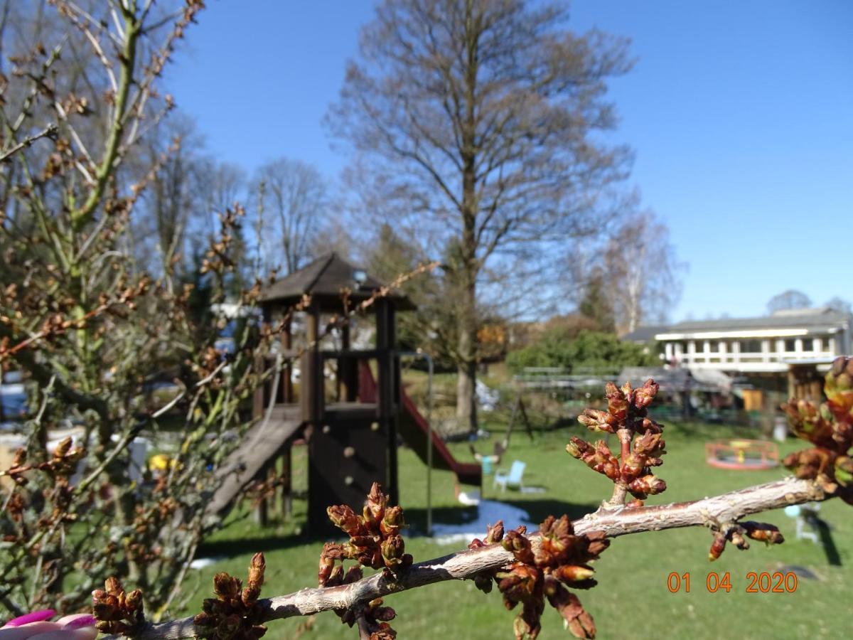 Landgasthof Veitenhaeuser Treuen Exterior foto